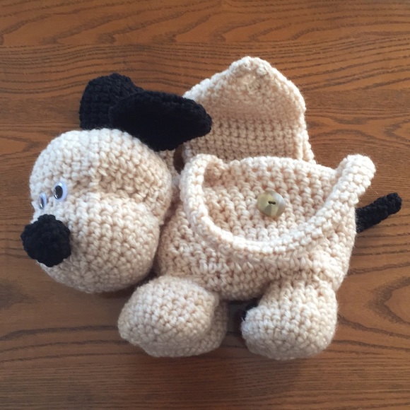 HAND CRAFTED Crocheted Beige Puppy Dog Purse Carrying Childrens Toy Accessory - Picture 7 of 8